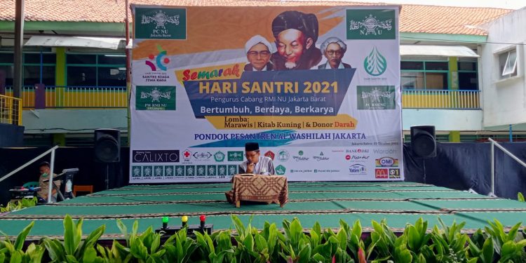 Para Juara Lomba Baca Kitab Kuning Perayaan Hari Santri 2021 RMI-NU DKI Jakarta oleh RMI-NU Jakarta Barat