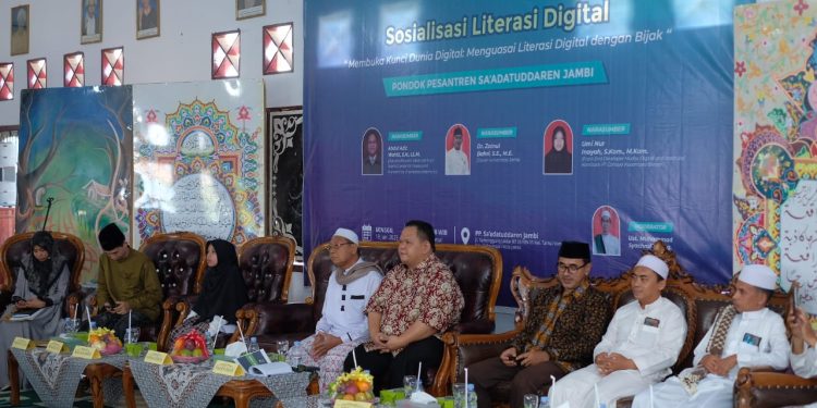 Membuka Kunci Dunia Digital: Menguasai Literasi Digital dengan Bijak