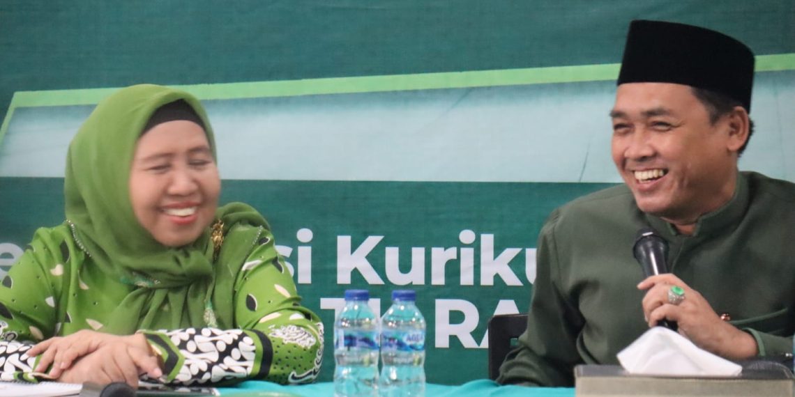 Implementasi Kurikulum Merdeka Berbasis Aswaja Sebagai Dedikasi dan Keikhlasan Mengajar Pada Guru PAUD Binaan Muslimat NU DKI