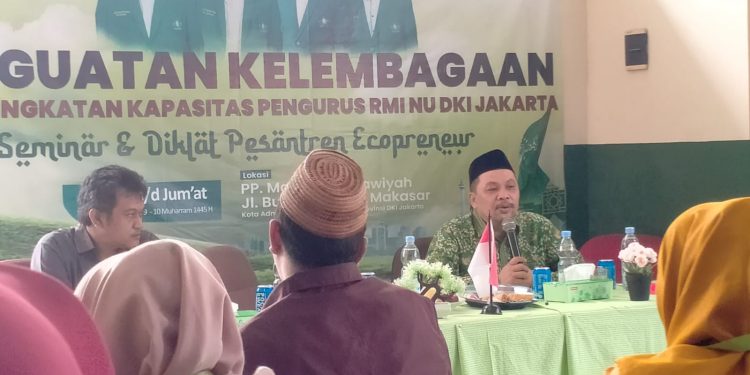 Membangun Pesantren Berbasis Pelestarian dan Penyelamatan Lingkungan: Upaya Pengurus PWNU DKI Jakarta